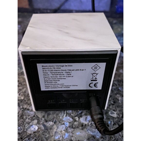 Cloudnola 3-in-1 Travel Alarm Clock USB Cable Calendar Time Temperature FFF - Picture 4 of 16